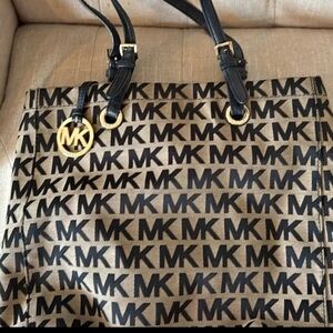 Michael Kors Signature Black and Tan Tote